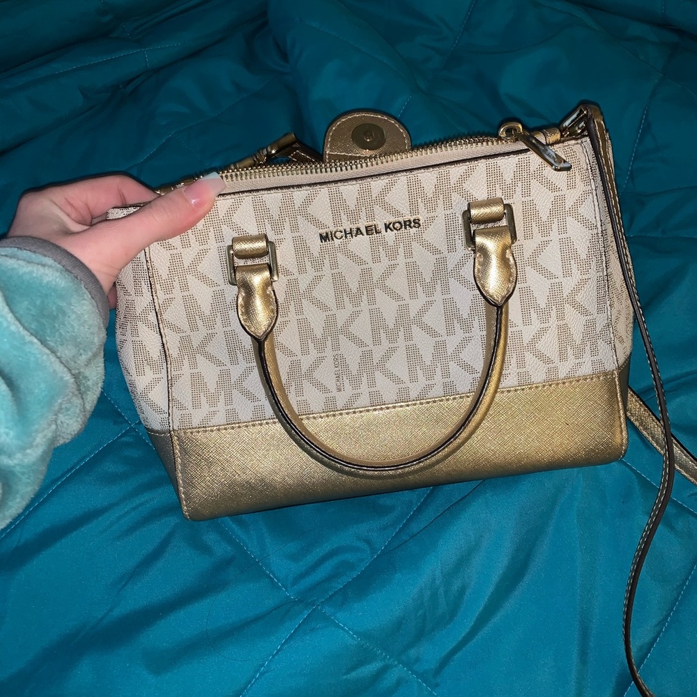 Michael Kors Crossbody